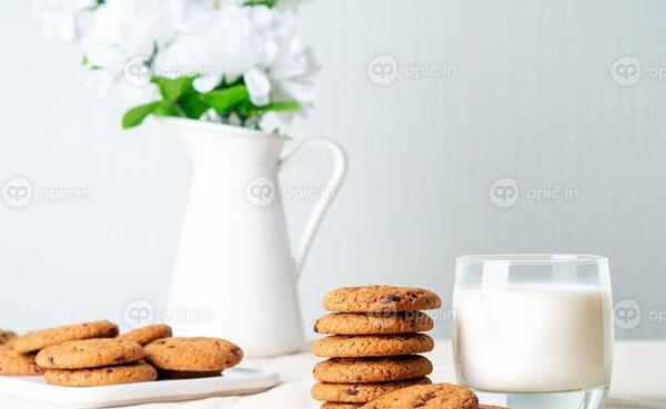 عکس شیر کاکائو لیوانی
