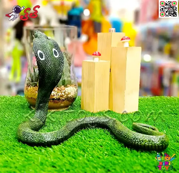 عکس مار کبری اسباب بازی