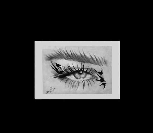 عکس نقاشی سیاه قلم چشم حرفه ای