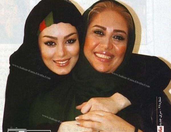 عکس سحر قریشی با مادرش