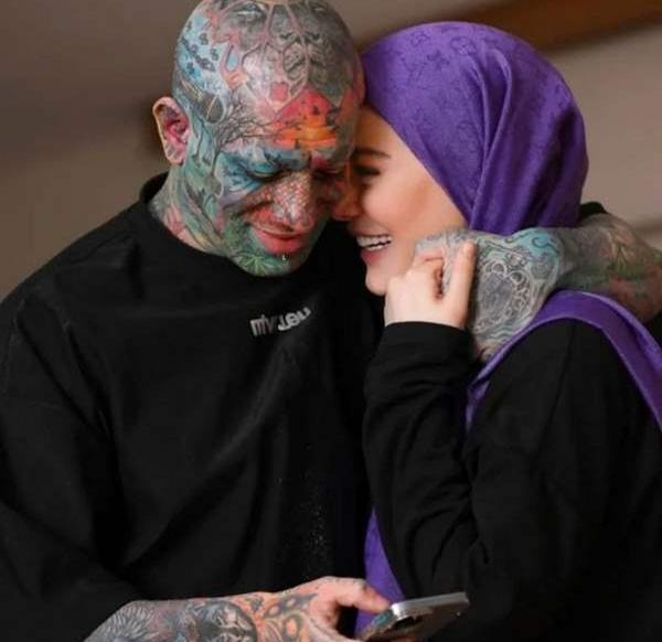 عکس تاتو سحر قریشی روی صورت