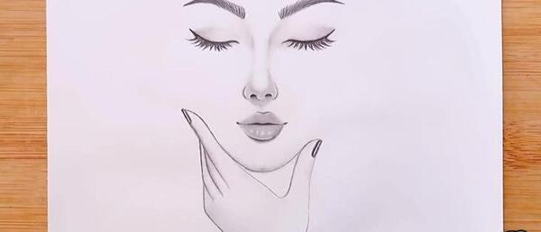 عکس نقاشی سیاه قلم فیلو