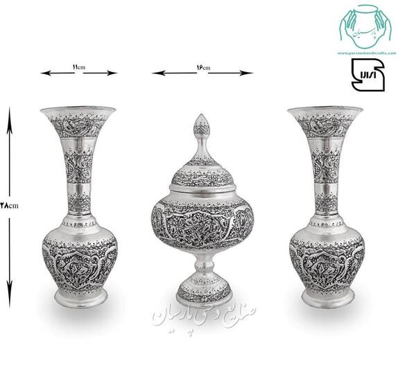 عکس نقاشی سیاه قلم از گلدان
