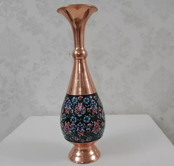 عکس نقاشی گلدان بزرگ