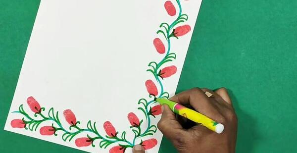 عکس نقاشی گل دور دفتری