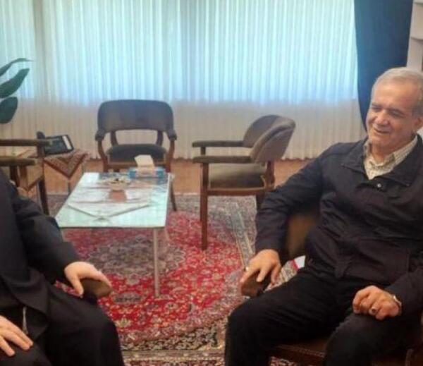 عکس روحانی و پزشکیان