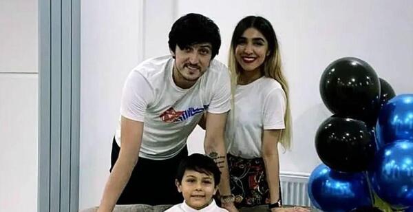 عکس سردار آزمون و مادرش