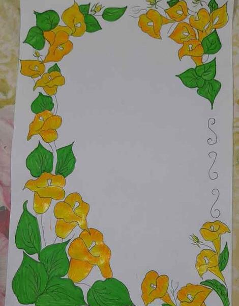 عکس نقاشی گل کنار دفتری