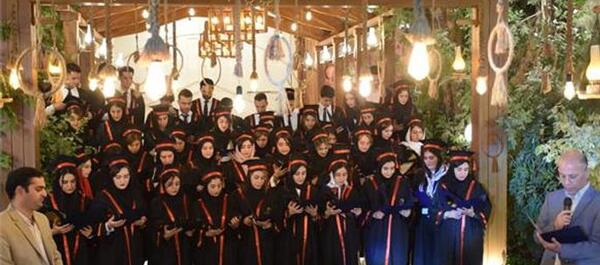 آتلیه عکس فارغ التحصیلی در شیراز