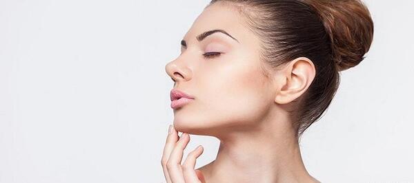عکس آتلیه ای برای عمل بینی