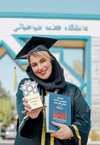 آتلیه عکس فارغ التحصیلی در غرب تهران