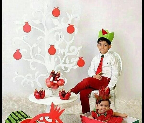 عکس آتلیه شب یلدا خانوادگی