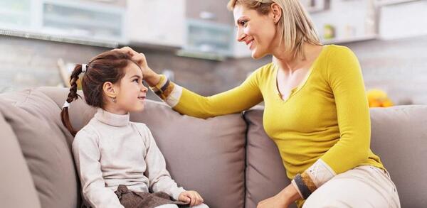 عکس کودک با والدین