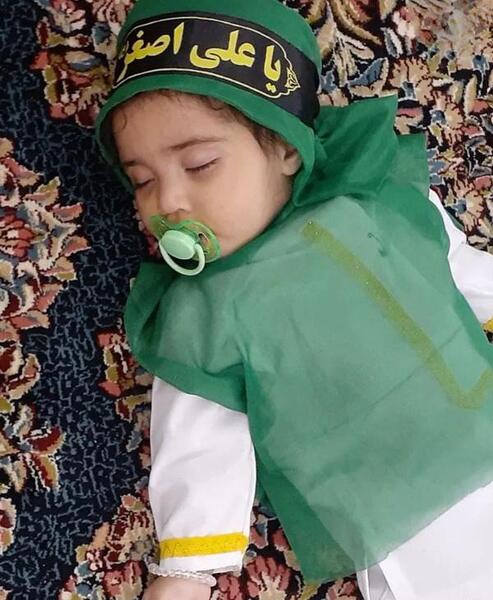 عکس کودک با لباس علی اصغر
