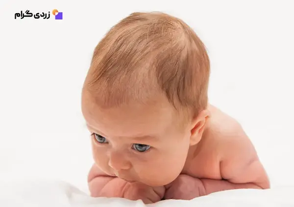 عکس مدفوع طبیعی کودک یک ساله