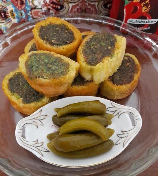 عکس ساندویچ کوکو سبزی