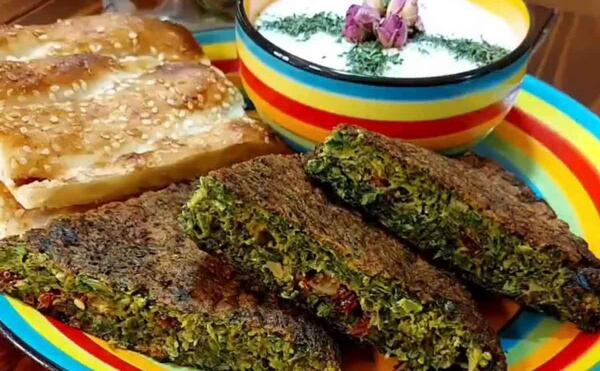 عکس ساندویچ کوکو سبزی