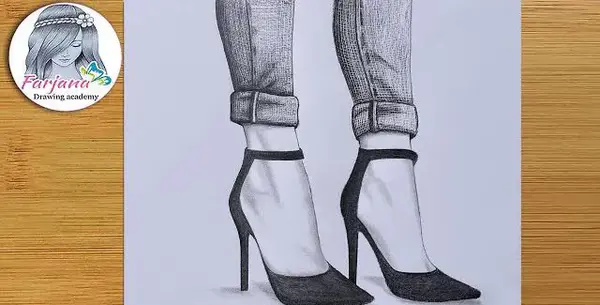 عکس نقاشی کفش دخترانه اسپرت