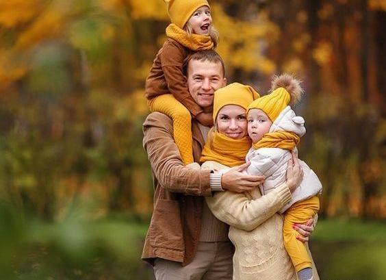 مدل عکس اتلیه ای چهار نفره