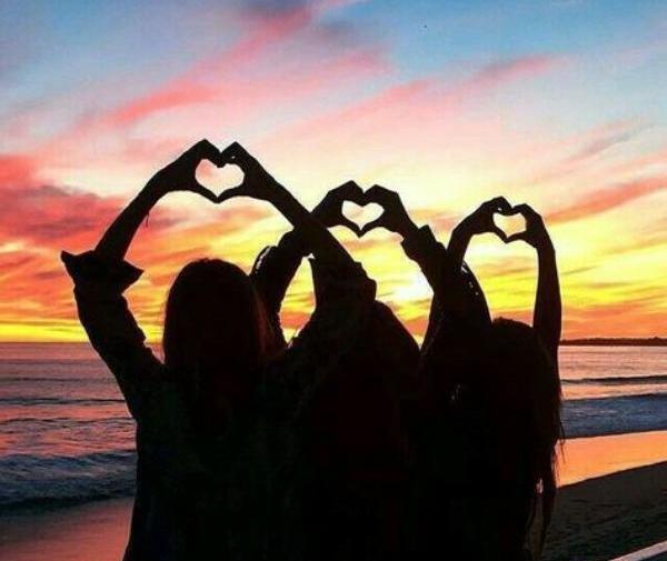 عکس اکیپ دخترونه 4 نفره
