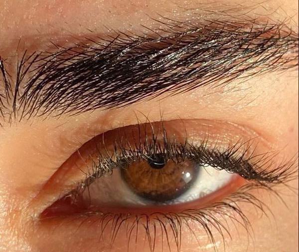 عکس نقاشی دخترانه چشم ابرو