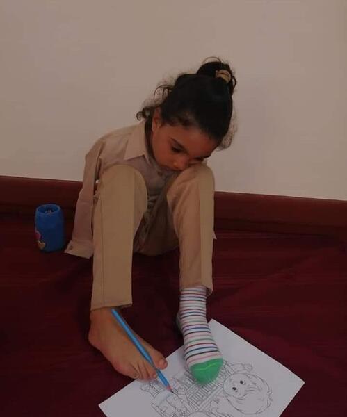 عکس نقاشی دخترانه دست زیبا