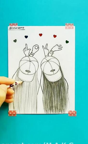عکس نقاشی دخترانه دوست صمیمی