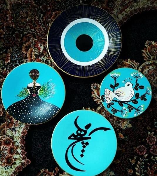 عکس نقاشی طرح سنتی روی سفال
