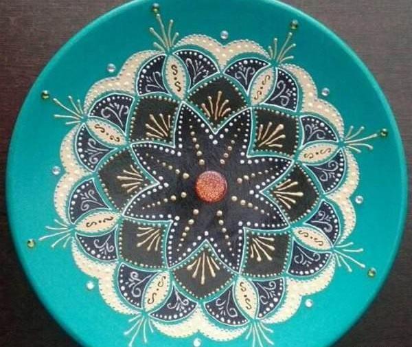 عکس طرح سنتی نقاشی روی سفال