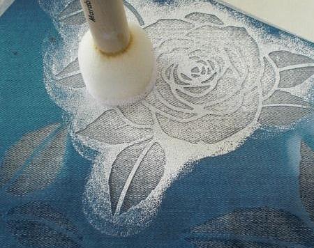 عکس طرح ساده نقاشی روی لباس