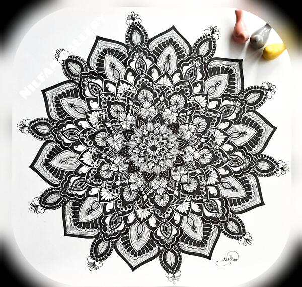 عکس نقاشی طرح ماندالا
