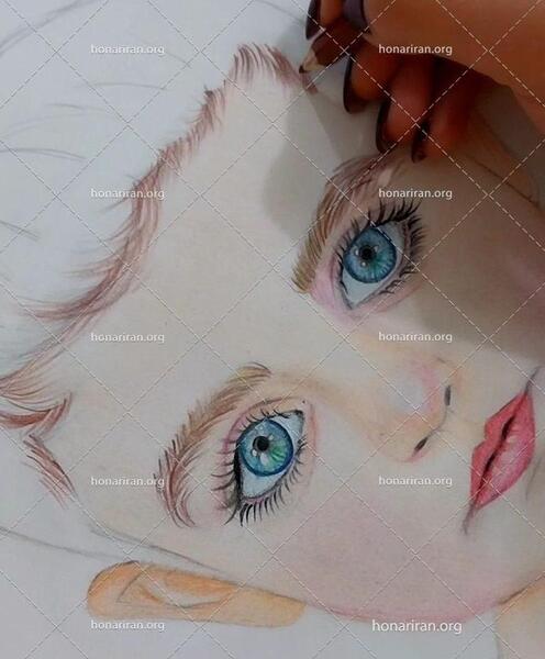 عکس طرح نقاشی چهره مداد رنگی