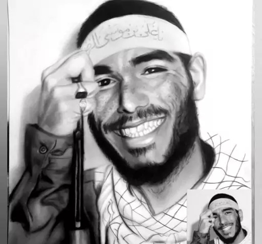 عکس نقاشی سیاه قلم لبخند