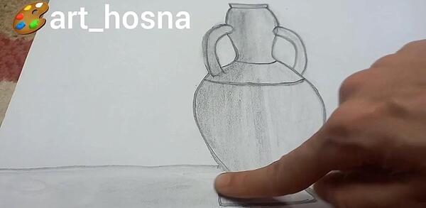 عکس نقاشی با سیاه قلم کوزه