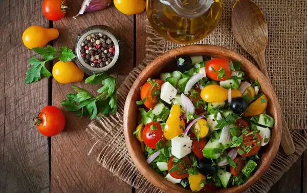 عکس نقاشی ظرف غذای سالم