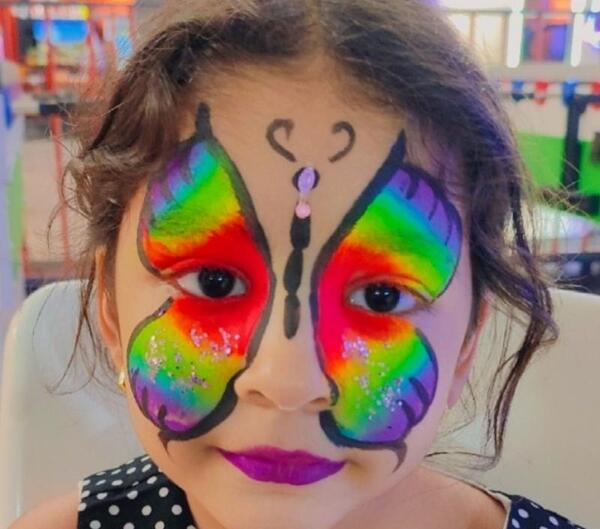 عکس نقاشی صورت هالووین کودک