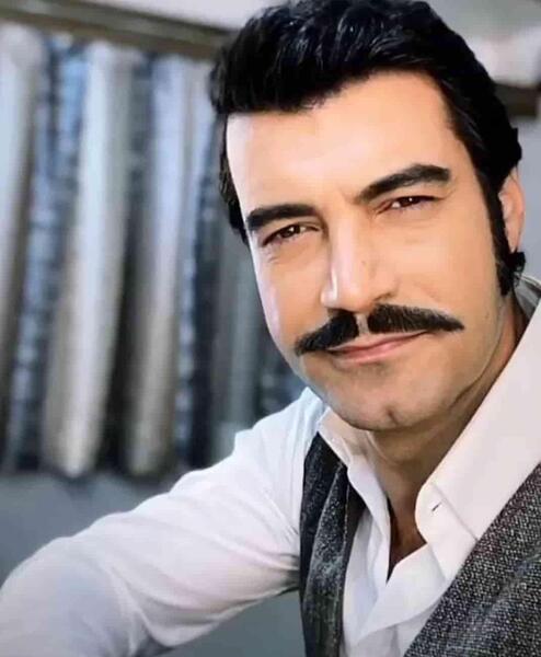 عکس همسر واقعی دمیر یامان