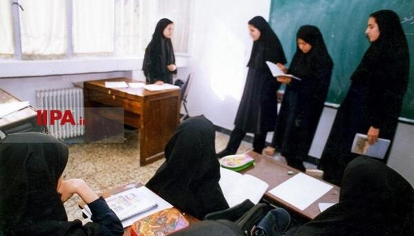 عکس مدرسه دبیرستان دخترانه