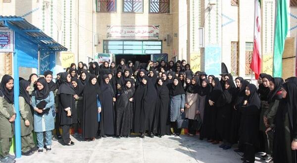 عکس مدرسه دبیرستان دخترانه