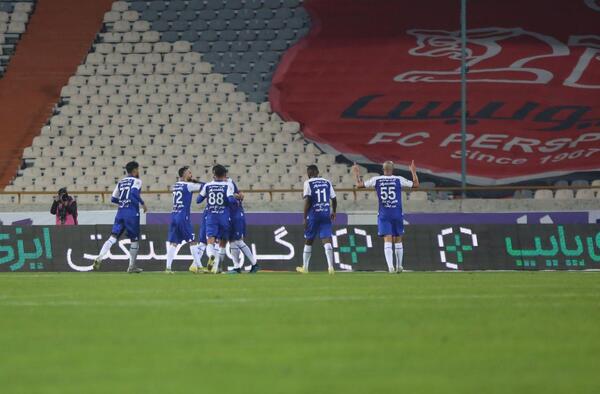 عکس های دربی استقلال و پرسپولیس