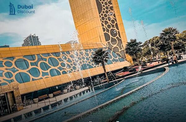 ساختمان قاب عکس دبی