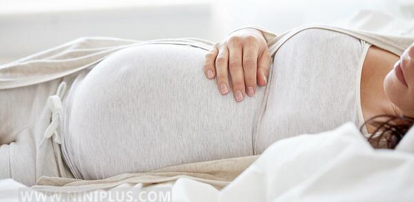 عکس های خوابیدن در بارداری