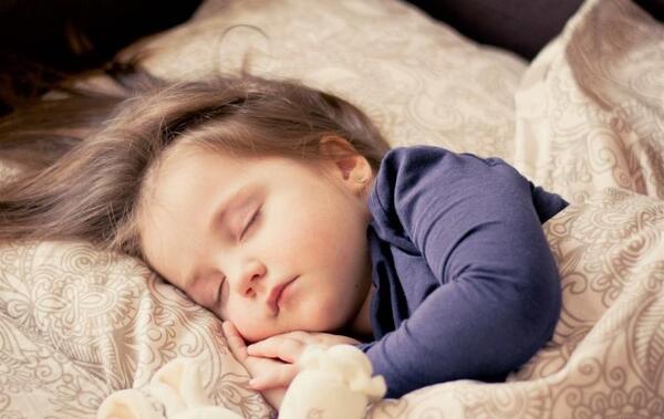 عکس بچه های خوابیده