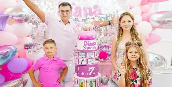 عکس خانواده دیانا روما