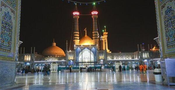 عکس از مرقد حضرت معصومه