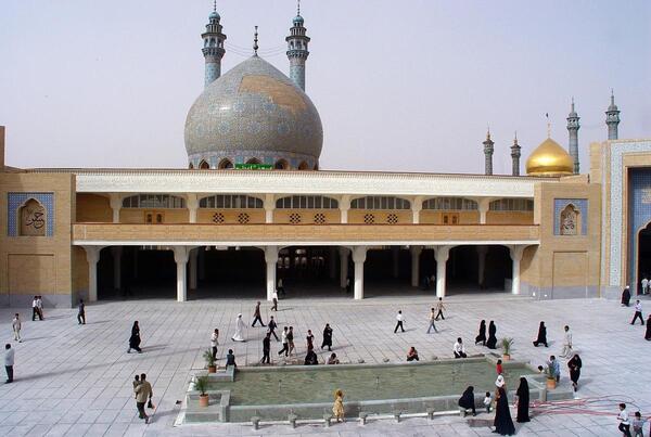 عکس حضرت معصومه در قم