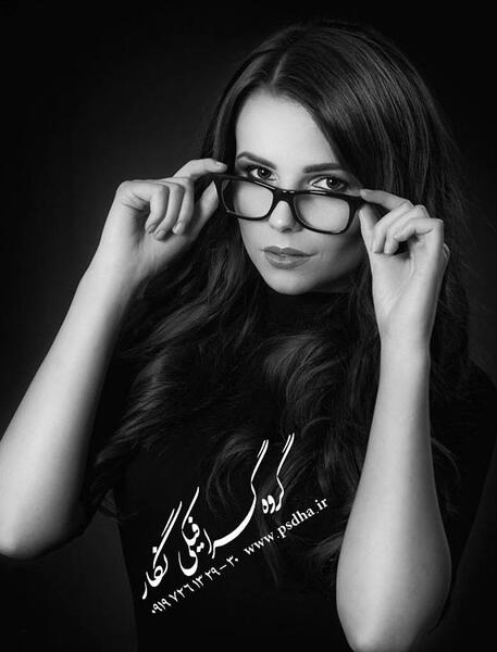 ژست عکس برای عکاسی