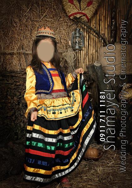 عکس ژست با لباس محلی