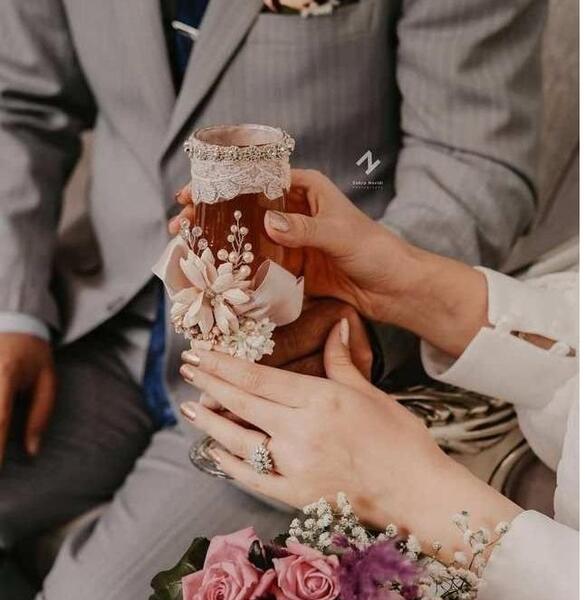 ژست عکس اتلیه عقد