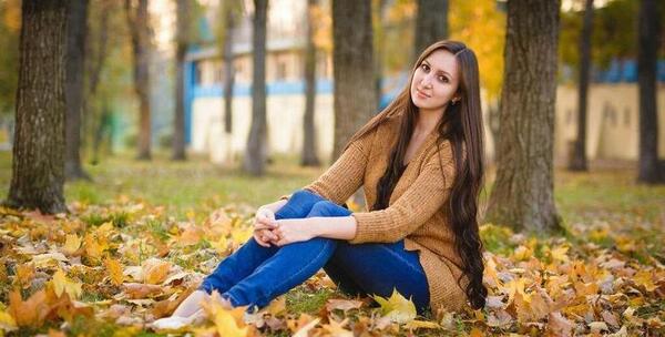 عکس ژست عکاسی دخترانه پاییزه